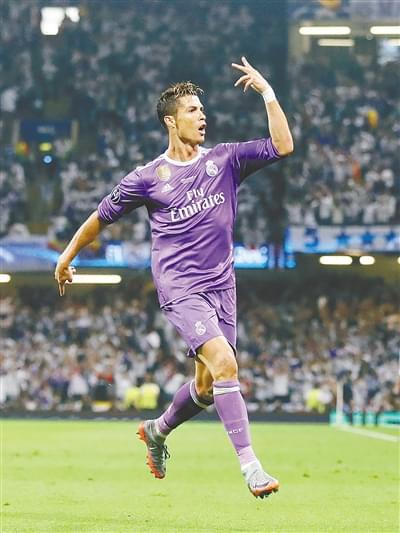 足球能够为 足球能够为